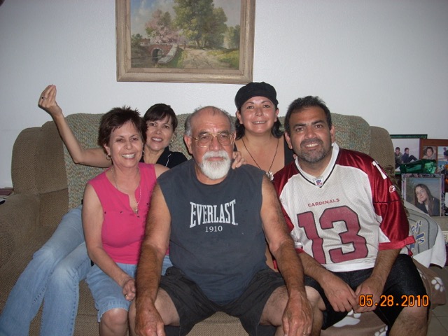 Louie and Tina Urquidez family